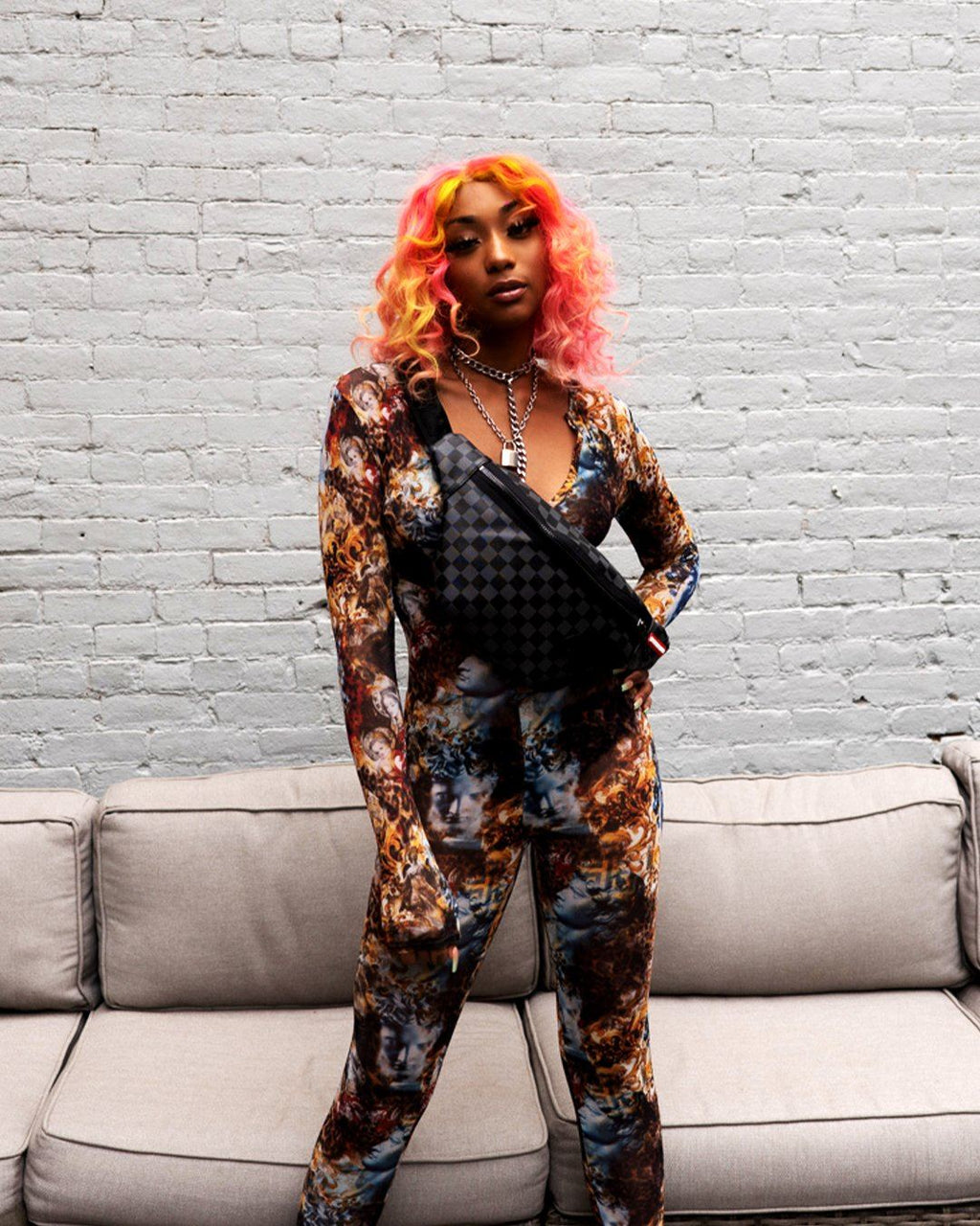 Henny Black Savvy Crossbody - Image 2