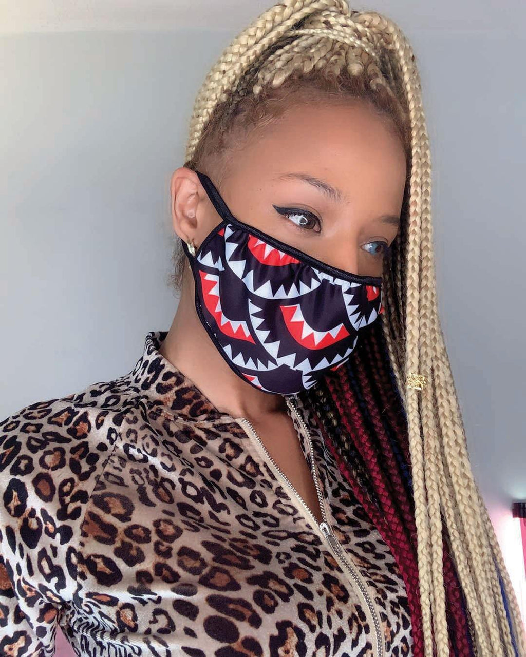 Sharkmouth Pattern Mask (Classic Fit) - Image 4