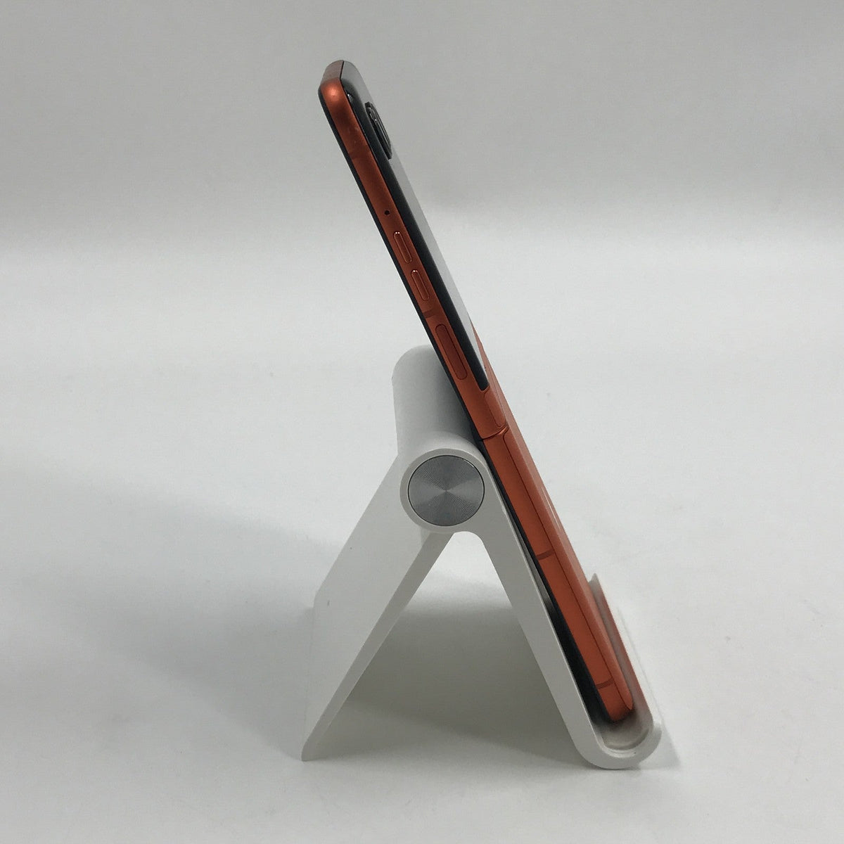 Motorola Razr (2024) 256GB Orange (GSM Unlocked) - Image 7