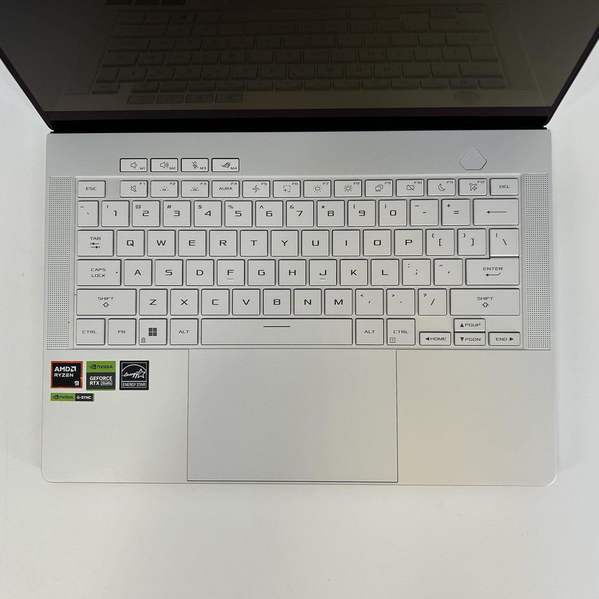 Asus ROG Zephyrus G14 GA403 14 White 4.0 GHz AMD Ryzen 9 8945HS 32GB RAM 1TB Solid State Drive NVIDIA GeForce RTX - Image 2