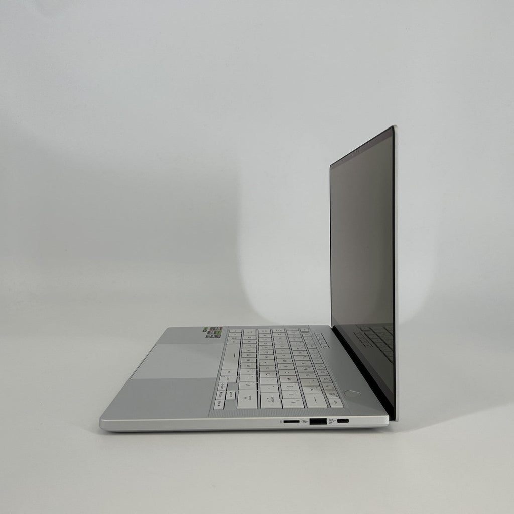 Asus ROG Zephyrus G14 GA403 14 White 4.0 GHz AMD Ryzen 9 8945HS 32GB RAM 1TB Solid State Drive NVIDIA GeForce RTX - Image 4