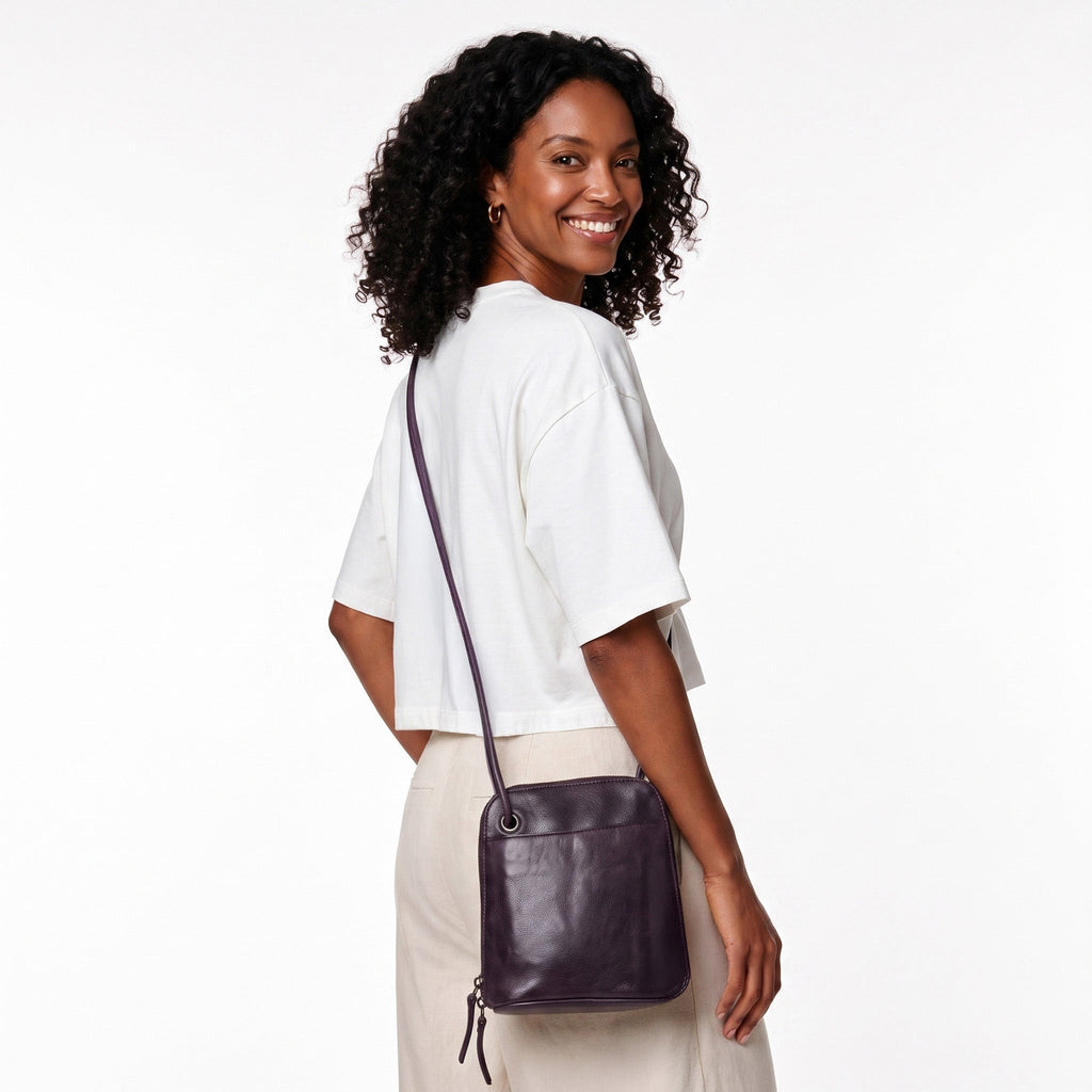 Lilly Leather Crossbody Bag - Image 50