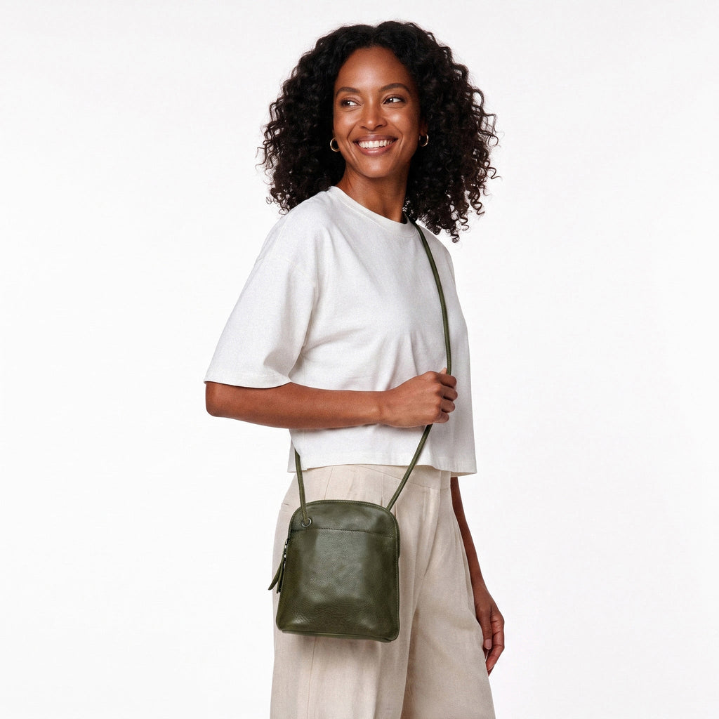 Lilly Leather Crossbody Bag - Image 37