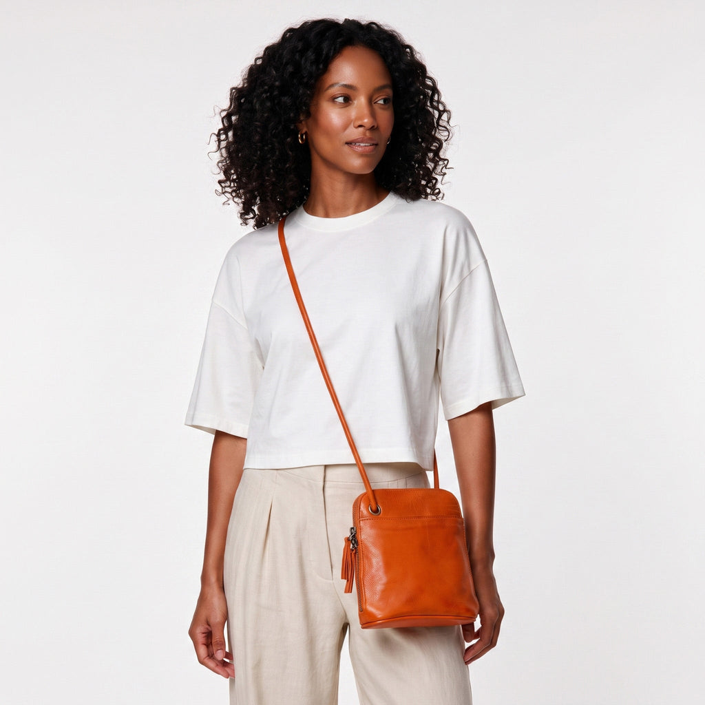 Lilly Leather Crossbody Bag - Image 30