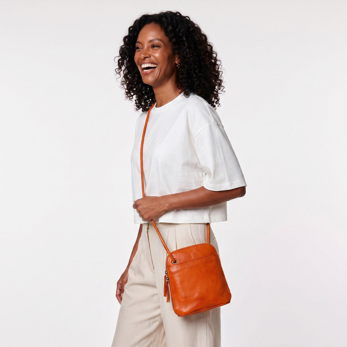 Lilly Leather Crossbody Bag - Image 29