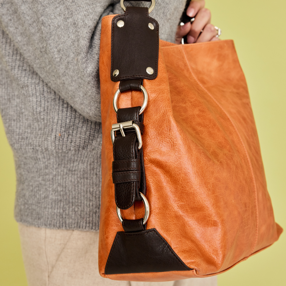 Simone Md Leather Shoulder Bag - Image 13
