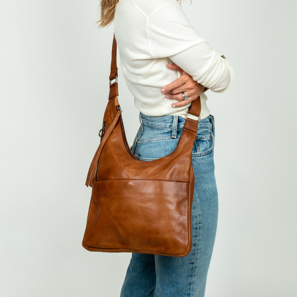 Alta Leather Crossbody Bag - Image 7