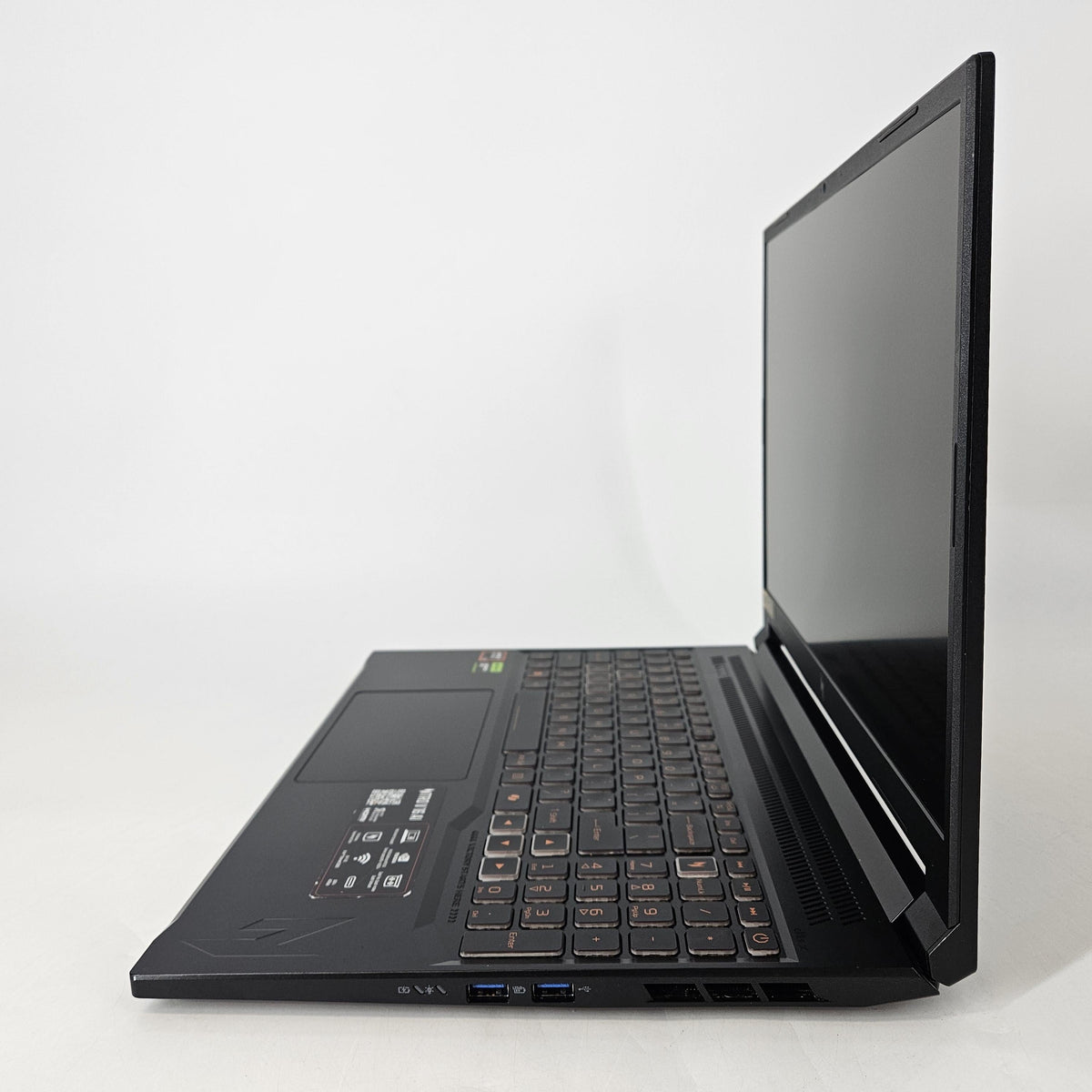 Acer Nitro V 16 AI Black 4.3 GHz AMD Ryzen 5 240 16GB RAM 512GB Solid State Drive NVIDIA GeForce RTX 5050 8 GB - Image 3