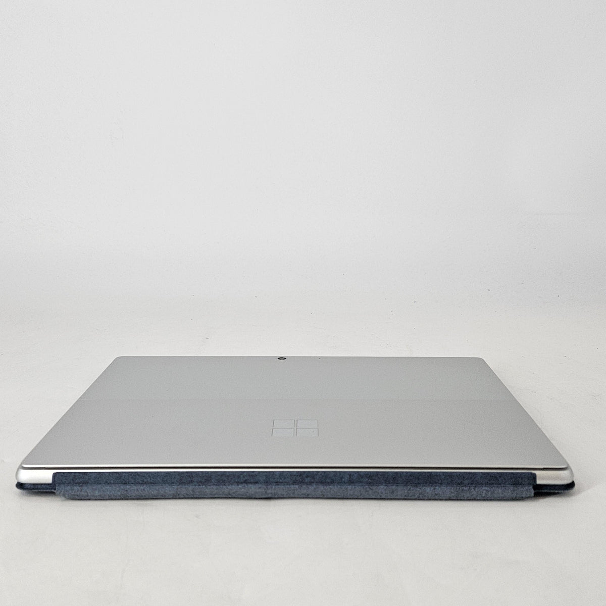 Microsoft Surface Pro 9 13 Platinum WiFi 2.6 GHz Intel Core i7 12th Gen. 32GB RAM 1TB Solid State Drive - Image 10