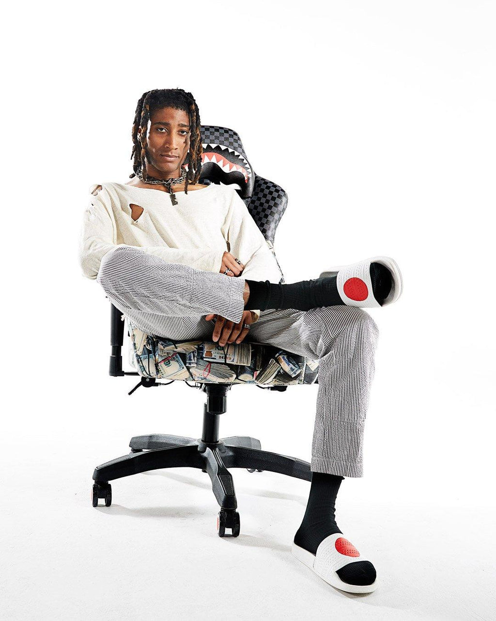 Check Money Gaming Chair - Super Rare - Image 2