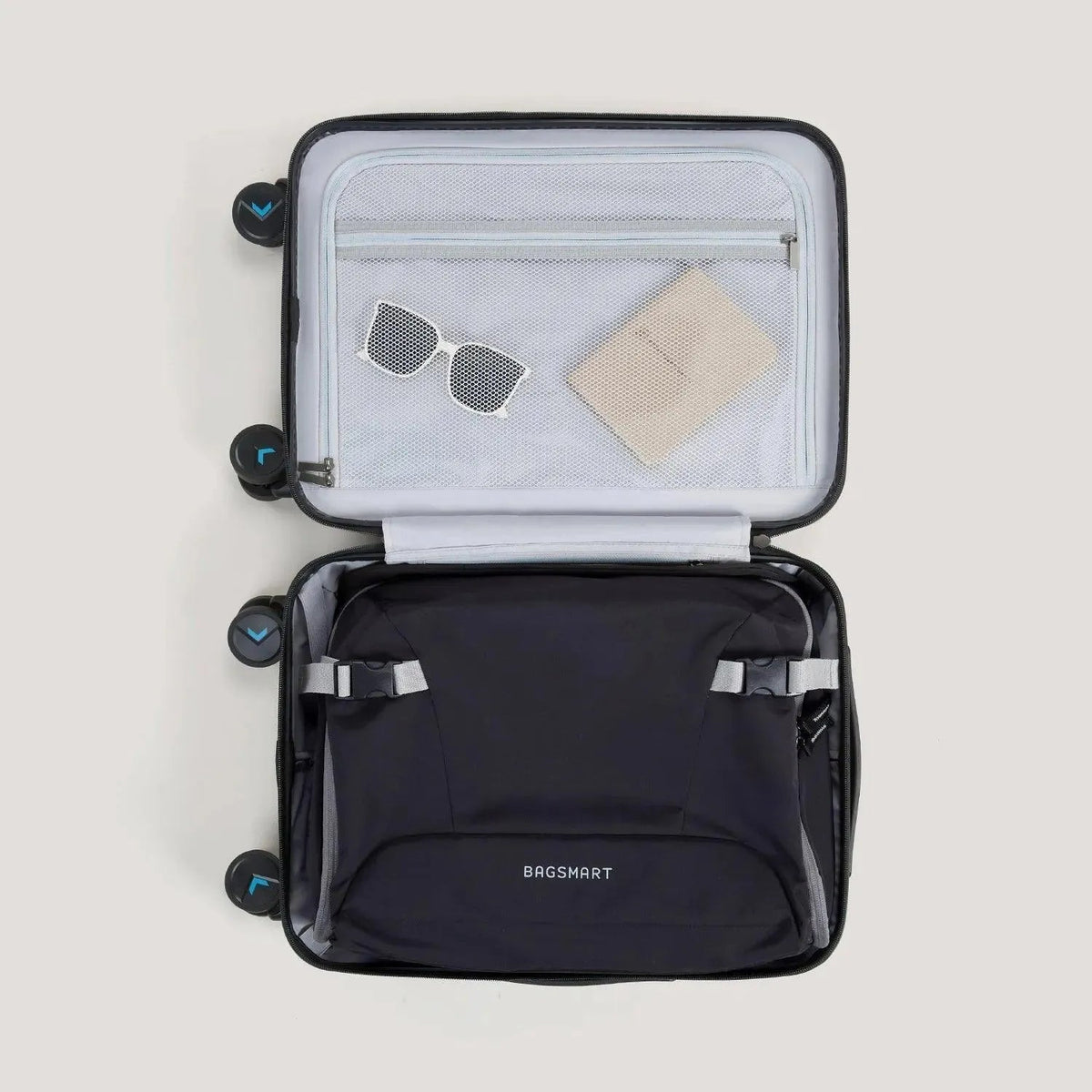 TravelEase 4-in-1 Family Travel Packing Cubes - Image 15