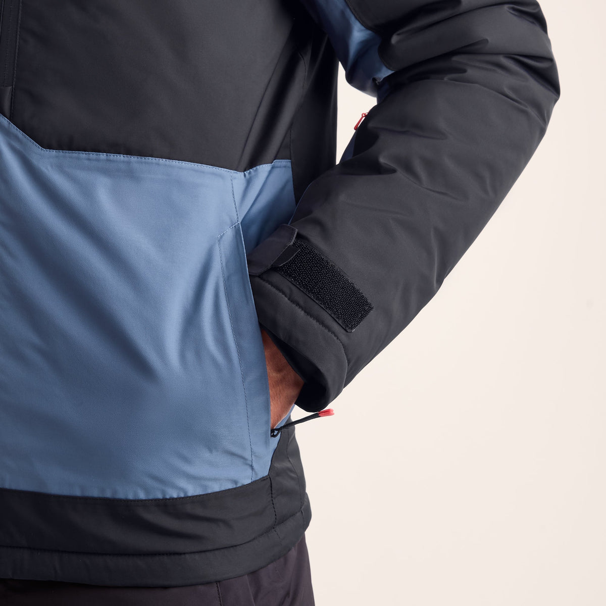Avoriaz Mens Performance Waterproof Insulated Ski Jacket - Black/Fjord Blue - Image 8