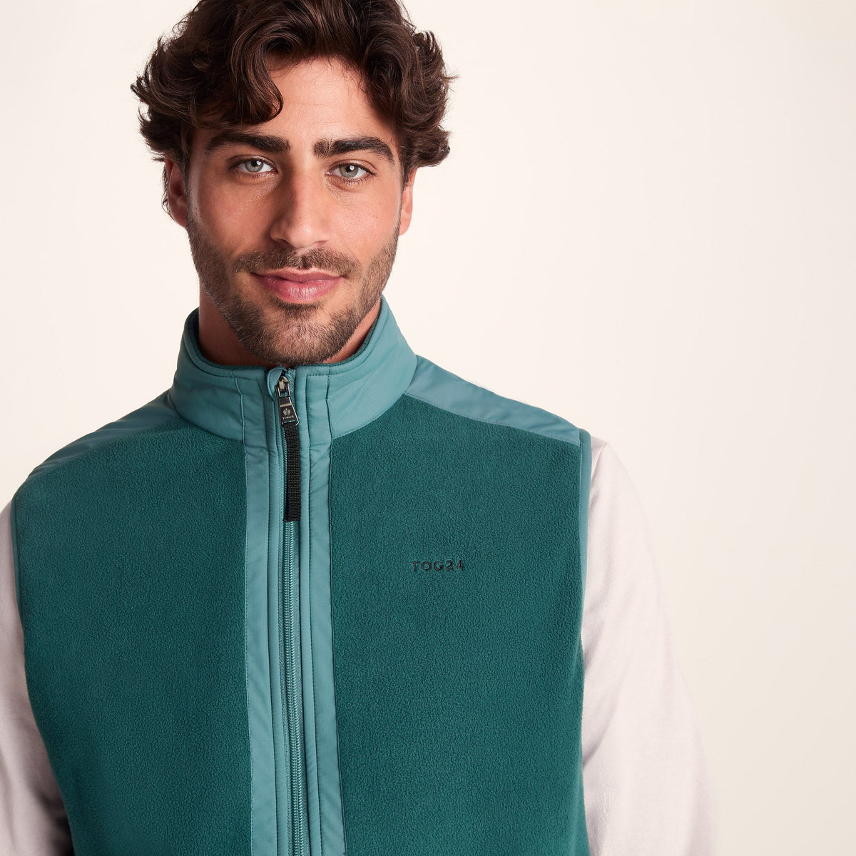 Boltby Mens Relaxed Fit Microfleece Gilet - Hydro Blue/Black - Image 2
