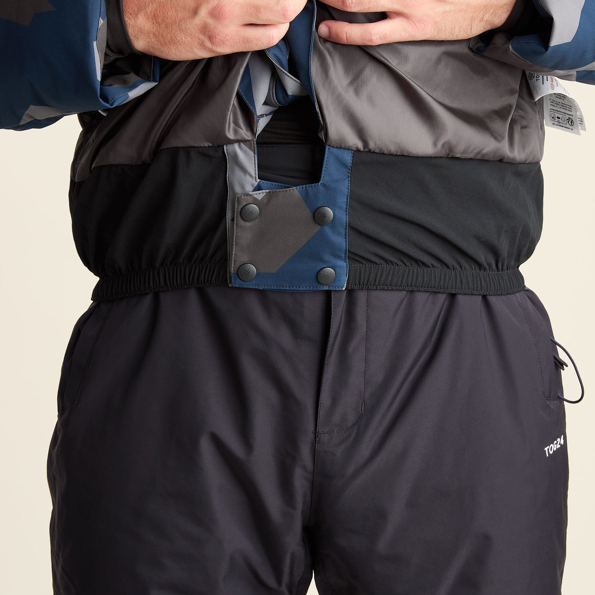 Davos Mens Shower Resistant Insulated Ski Jacket - Blue Geo Camo Print - Image 15