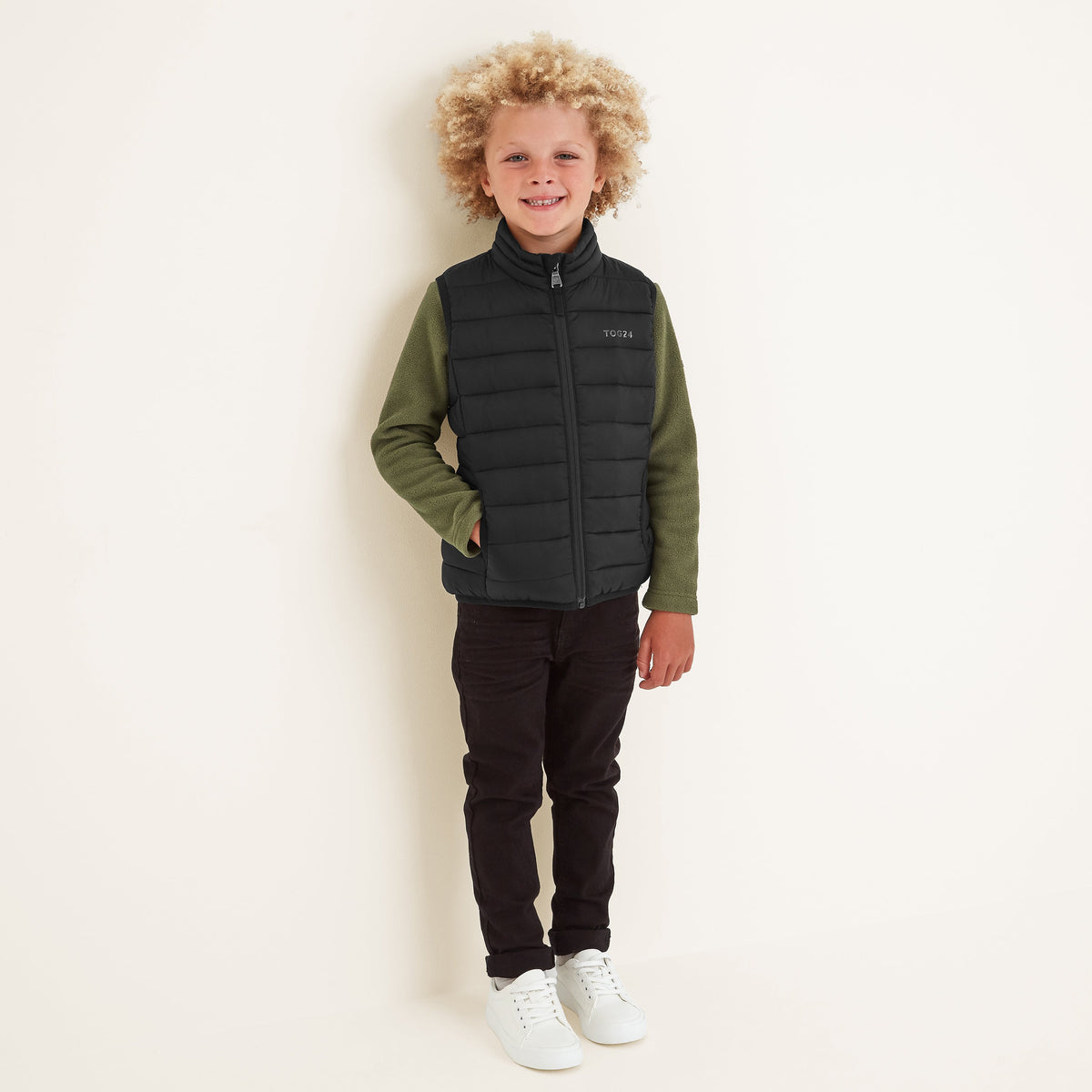 Gibson Kids Insulated Padded Gilet - Black - Image 3