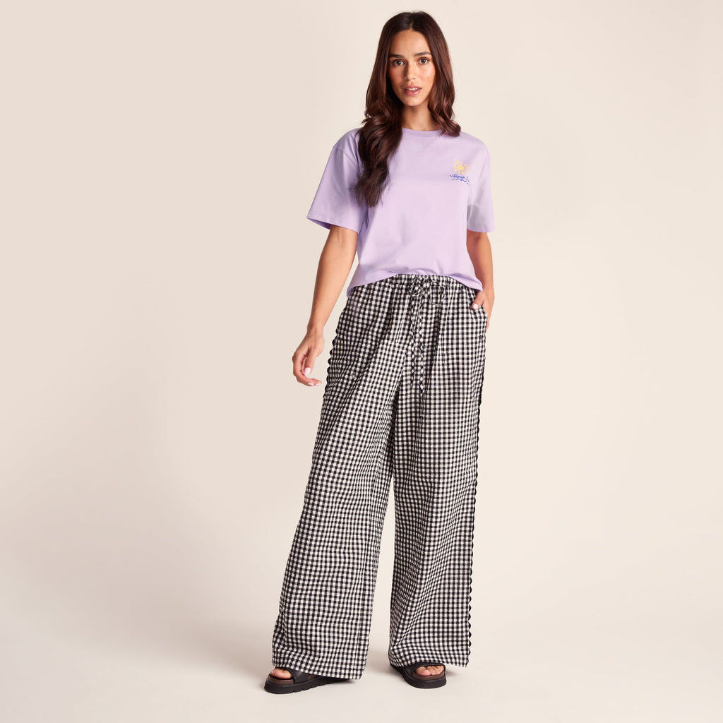 Lupin Womens Relaxed Fit Supersoft Emmy Lupin T-Shirt - Lilac Blossom - Image 3
