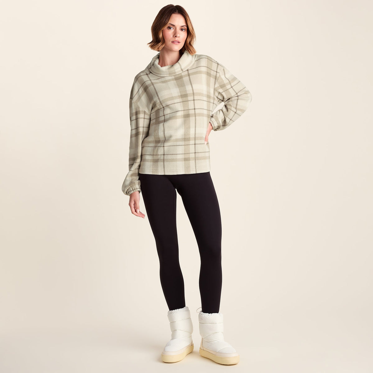 March Womens Relaxed Fit Microfleece Pullover - Simply Taupe Check - Image 2