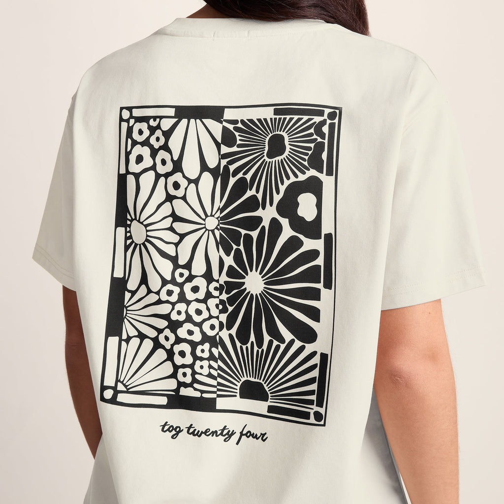 Margot Womens Supersoft Premium Relaxed Fit T-Shirt - Vanilla - Image 7