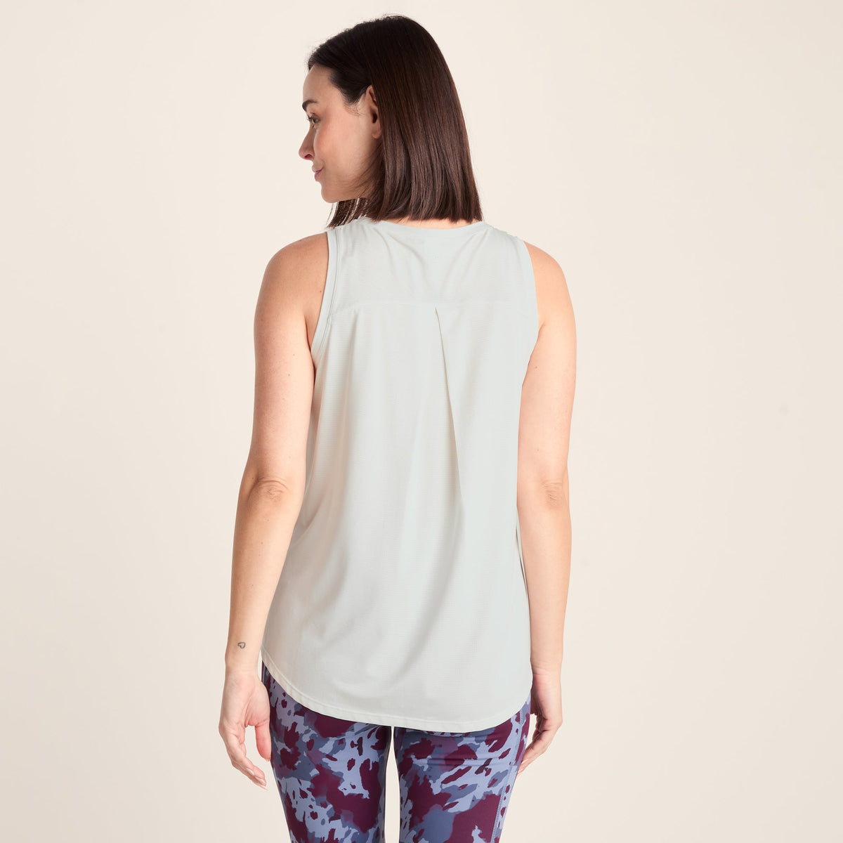 Orla Womens Performance Vest - Vanilla - Image 4