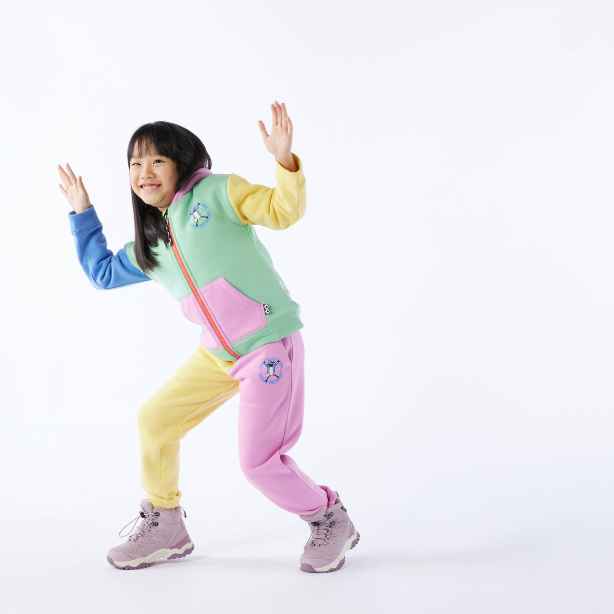 Valais Kids Shaun the Sheep Sweat Pant - Piglet Pink - Image 3