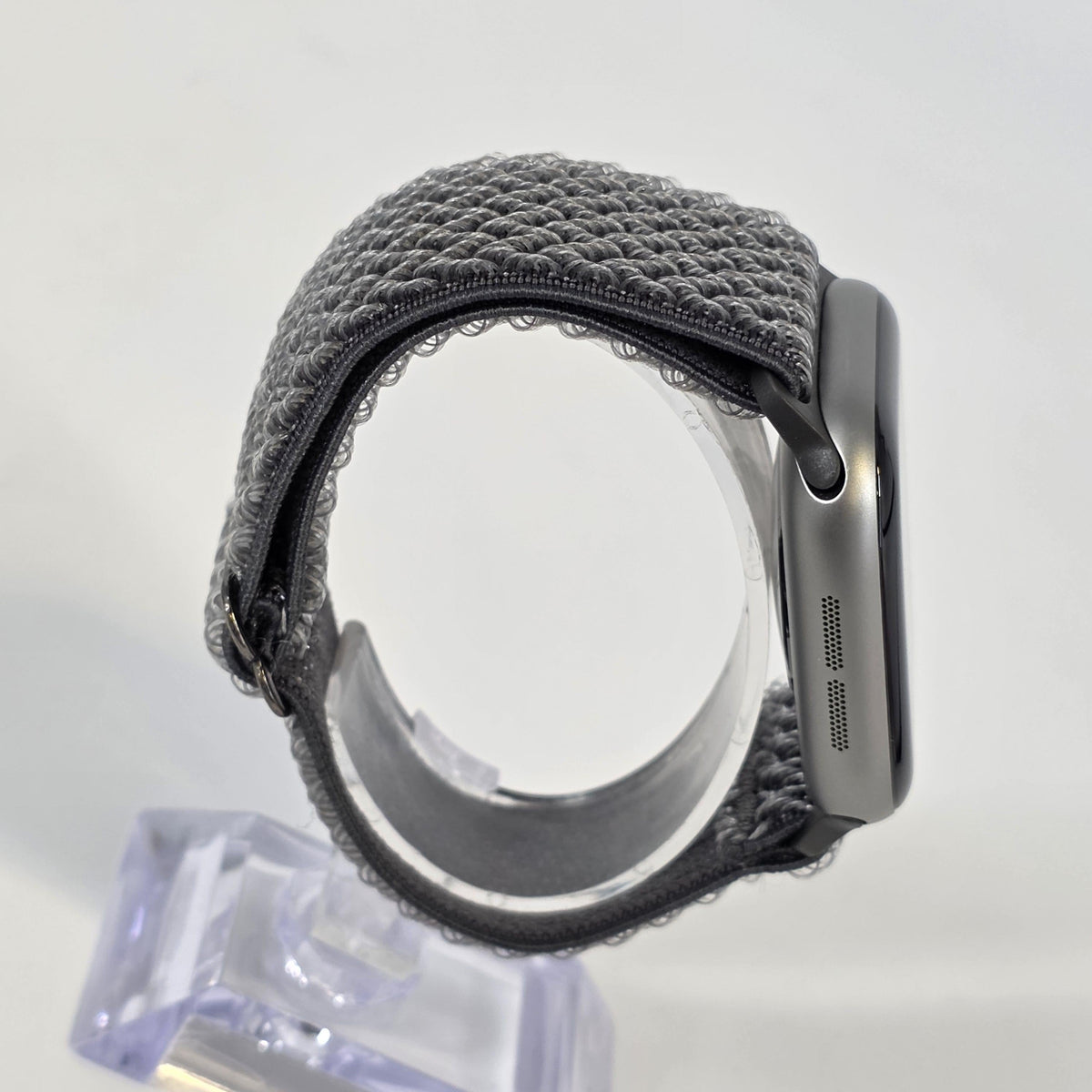 Apple Watch (Series 11) 42mm Space Gray WiFi 64GB - Image 3