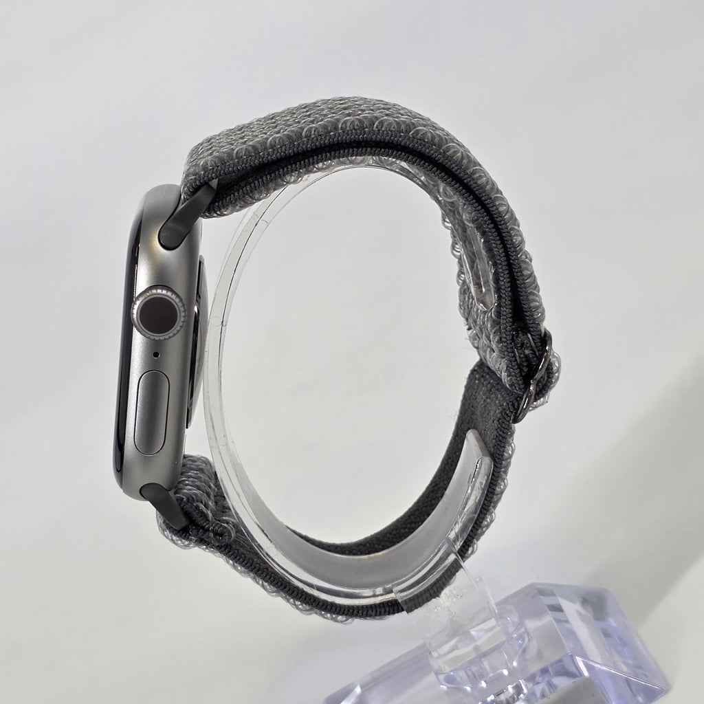 Apple Watch (Series 11) 42mm Space Gray WiFi 64GB - Image 7
