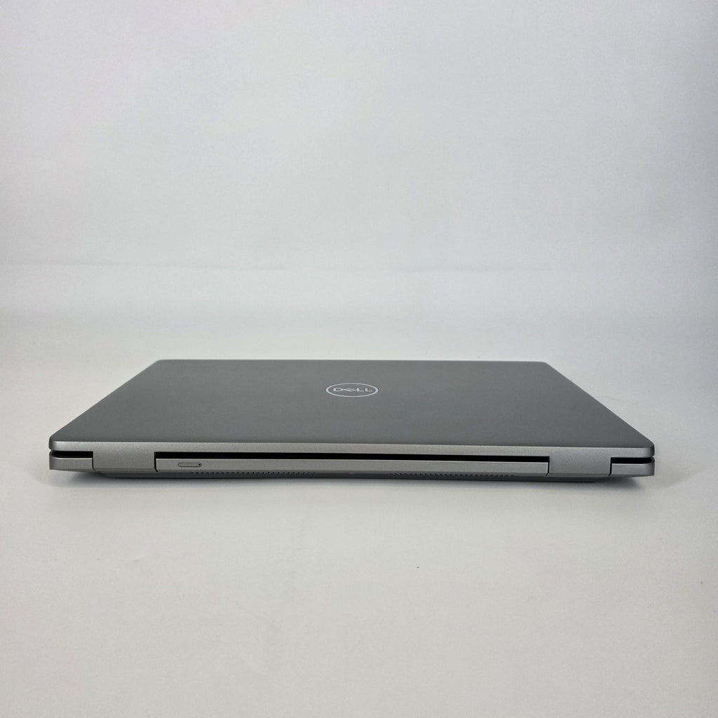 Dell Latitude 5540 15.6 Silver 1.9 GHz Intel Core i7 13th Gen. 32GB RAM 1TB Solid State Drive - Image 5