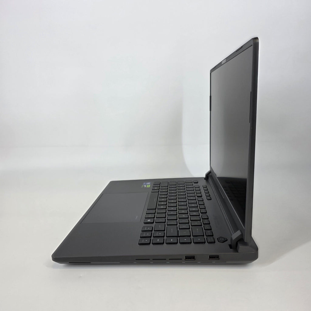 Asus ROG Strix G16 G615 16 Black 2.7 GHz Intel Core Ultra 9 Series 2 32GB RAM 1TB Solid State Drive NVIDIA GeForce - Image 4