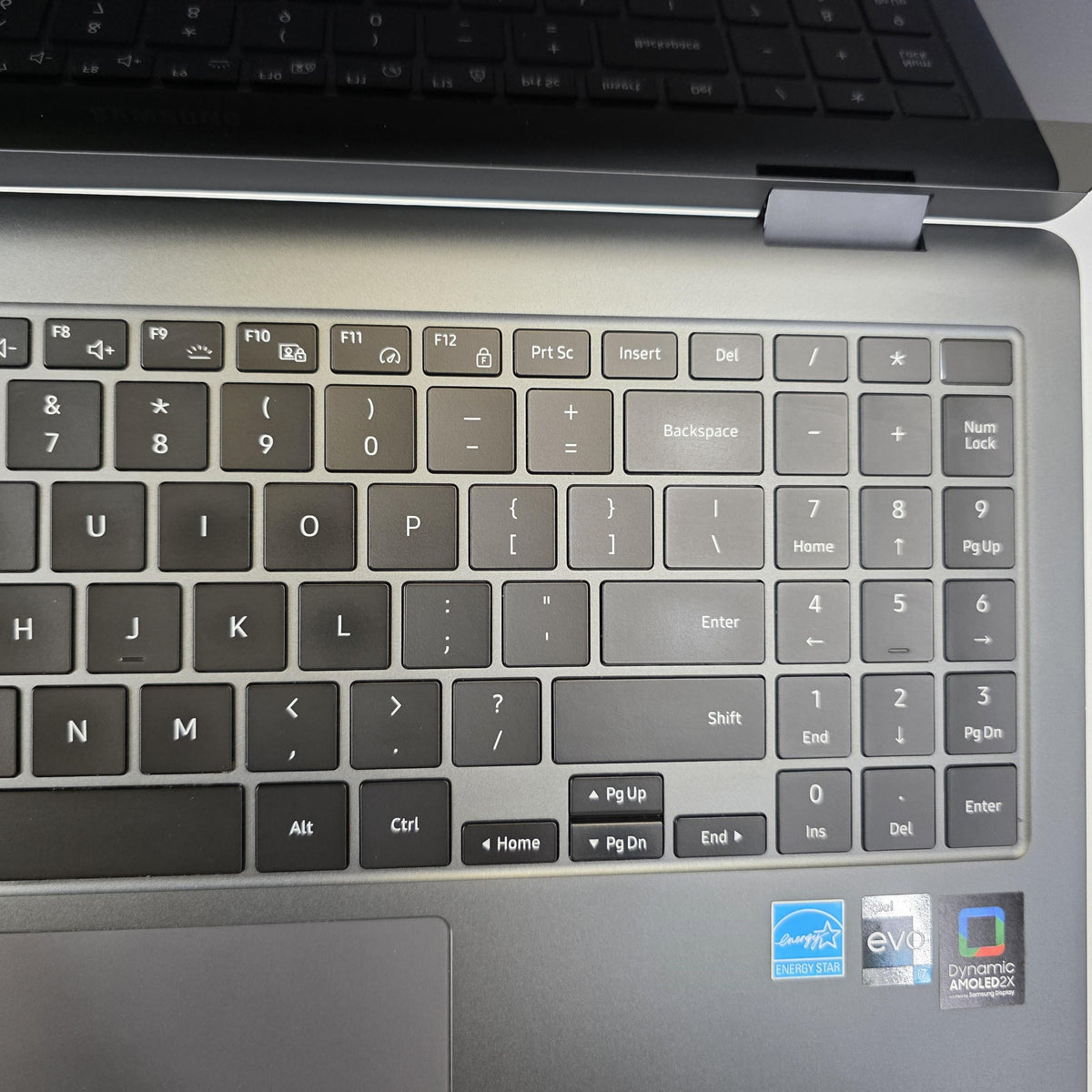 Samsung Galaxy Book3 Pro 360 16 Graphite 2.2 GHz Intel Core i7 13th Gen. 16GB RAM 1TB Solid State Drive - Image 14