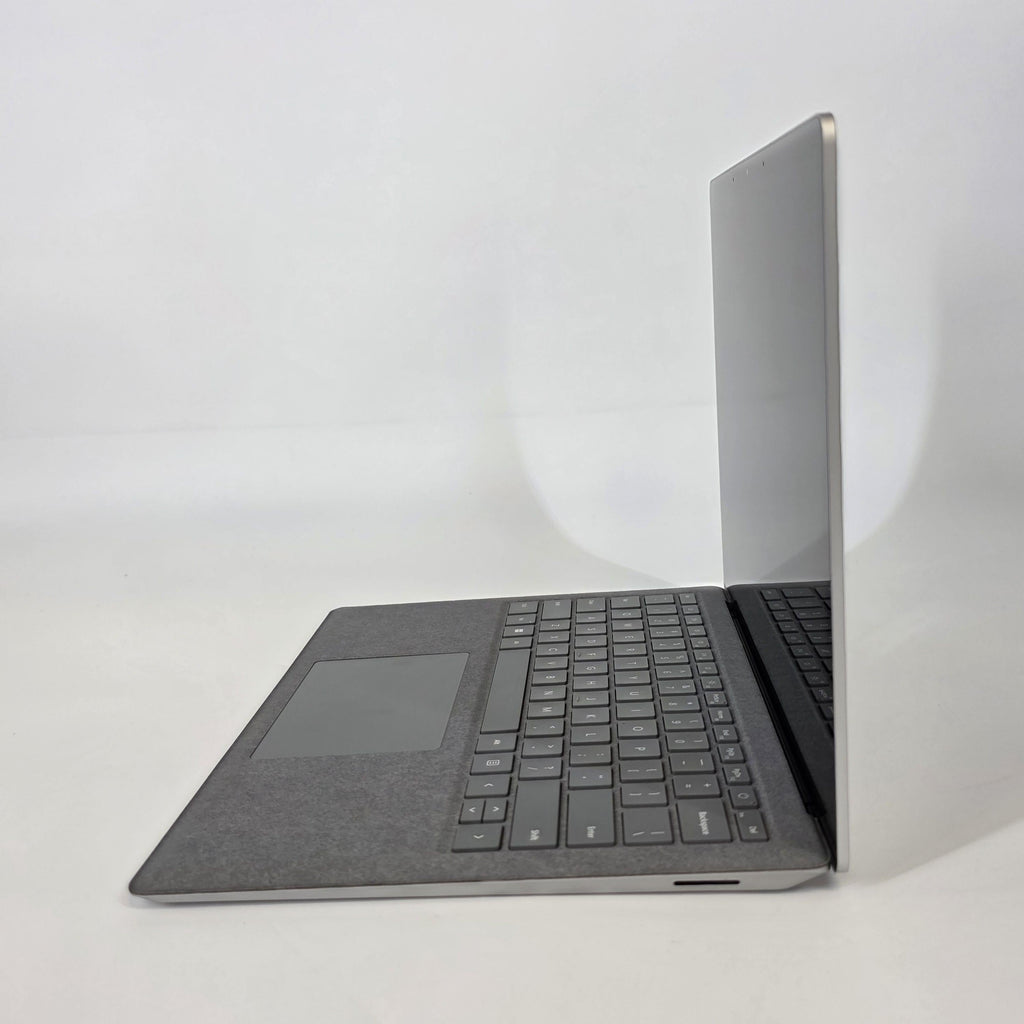 Microsoft Surface Laptop 5 13.5 Platinum 2.7 GHz Intel Core i7 12th Gen. 16GB RAM 256GB Solid State Drive - Image 4