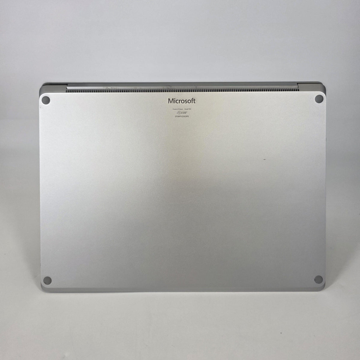 Microsoft Surface Laptop 5 13.5 Platinum 2.7 GHz Intel Core i7 12th Gen. 16GB RAM 256GB Solid State Drive - Image 5