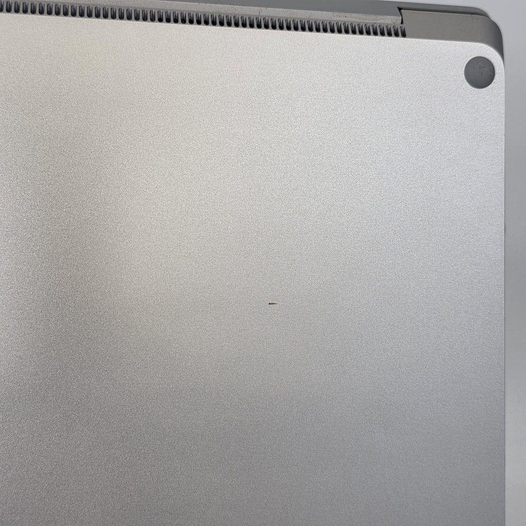 Microsoft Surface Laptop 5 13.5 Platinum 2.7 GHz Intel Core i7 12th Gen. 16GB RAM 256GB Solid State Drive - Image 11