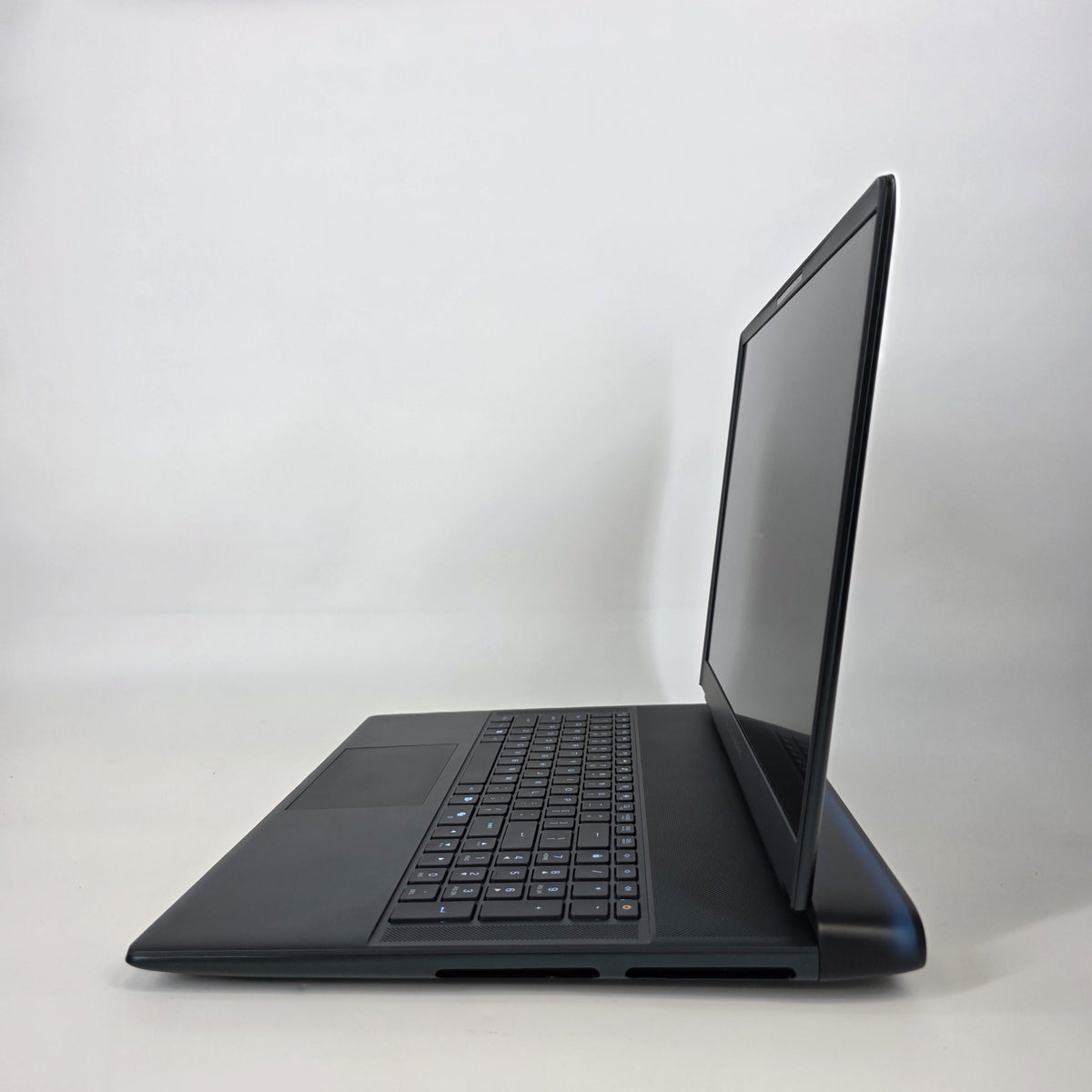 Dell Alienware 18 Area-51 Teal 2.7 GHz Intel Core Ultra 9 Series 2 64GB RAM 2TB Solid State Drive NVIDIA GeForce - Image 4