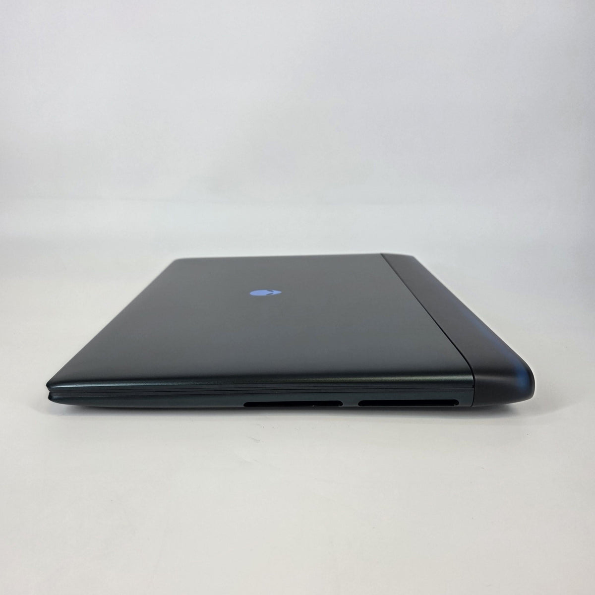 Dell Alienware 18 Area-51 Teal 2.7 GHz Intel Core Ultra 9 Series 2 64GB RAM 2TB Solid State Drive NVIDIA GeForce - Image 7