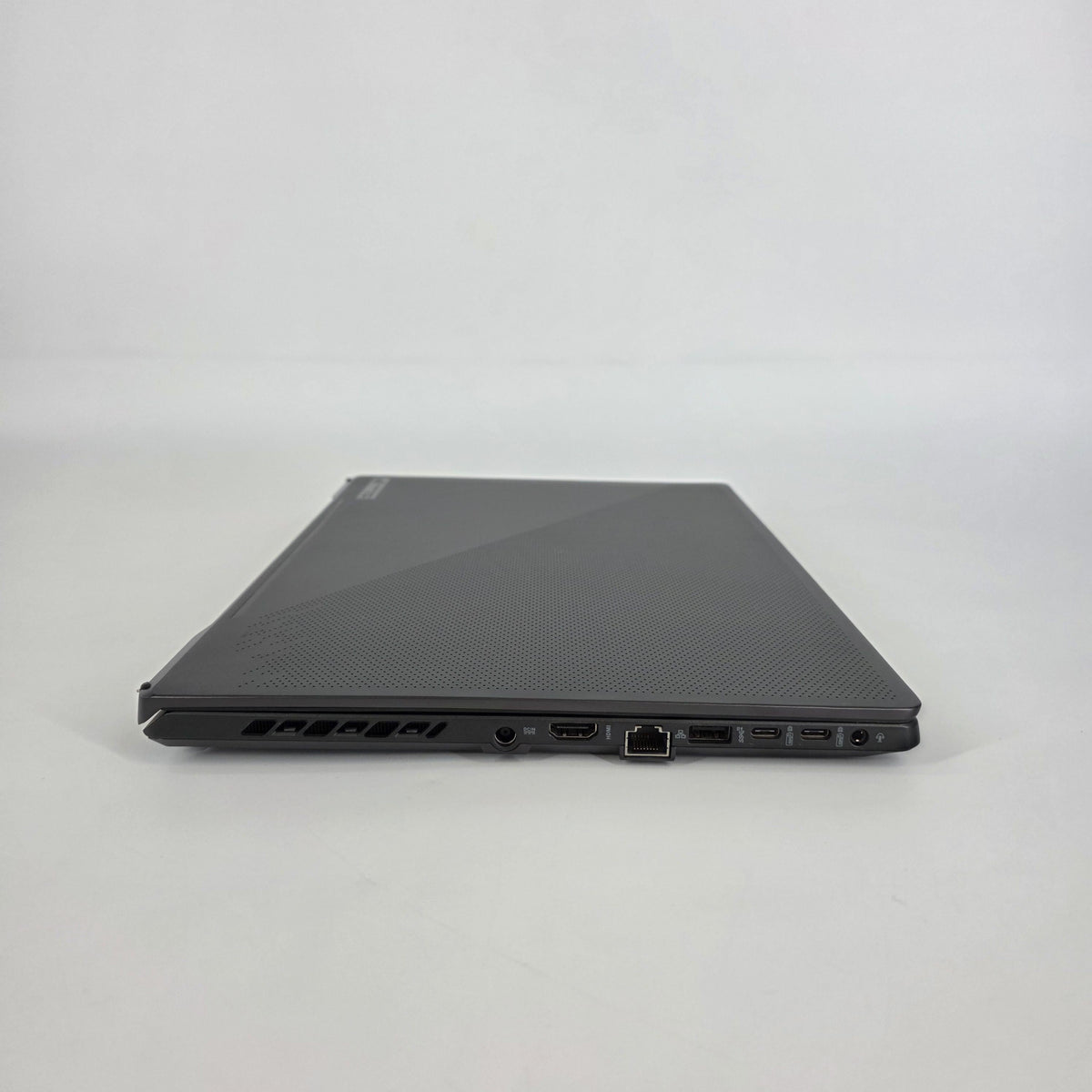 Asus ROG Zephyrus G15 GA503 15.6 Black 3.3 GHz AMD Ryzen 9 5900HS 16GB RAM 1TB Solid State Drive NVIDIA GeForce RTX - Image 9