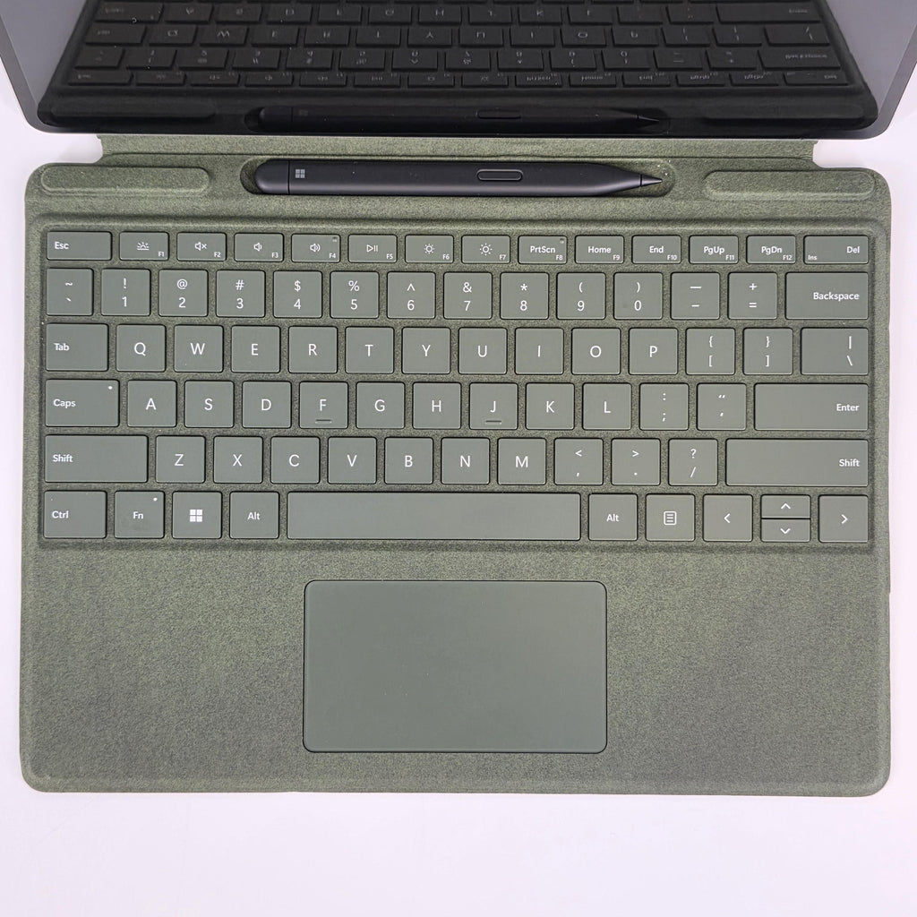 Microsoft Surface Pro 9 13 Platinum Unlocked 2.9 GHz Microsoft SQ3 Processor 8GB RAM 256GB Solid State Drive - Image 2