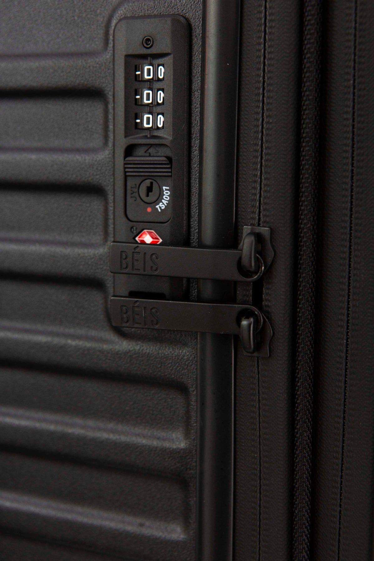 Resale The Carry-On Roller in Black - Image 10