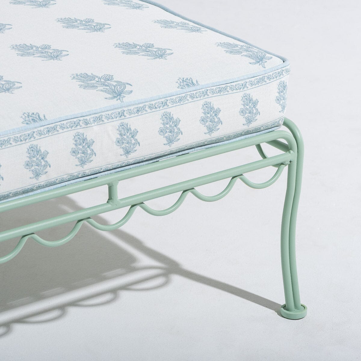 The Al Fresco Sun Lounger by Amanda Lindroth - Image 3