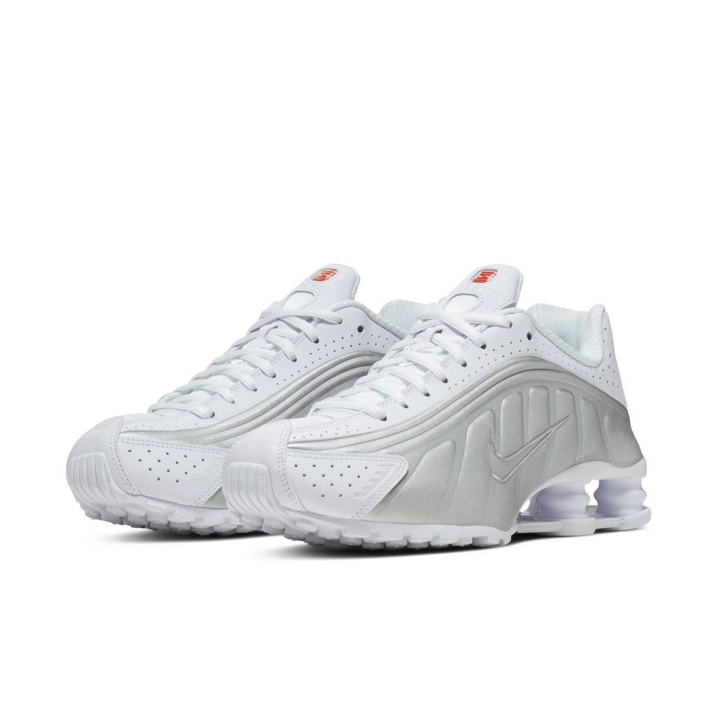 Nike Shox R4 (White/White-Metallic Silver-Max Orange) - Image 3