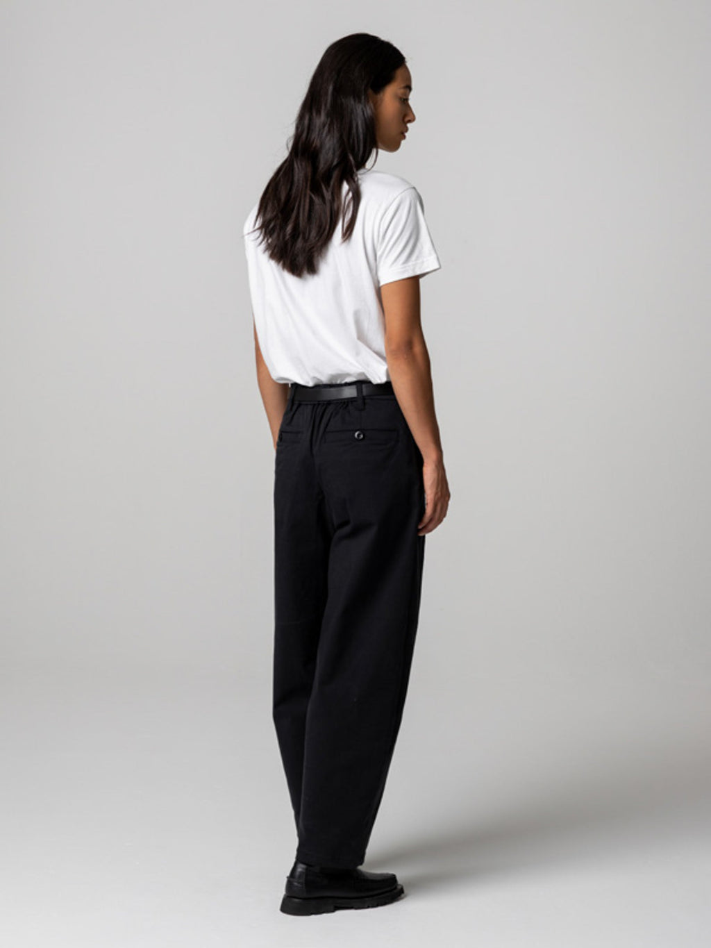 Women's Amy Powney + Finisterre Pleat Front Trouser - Image 5