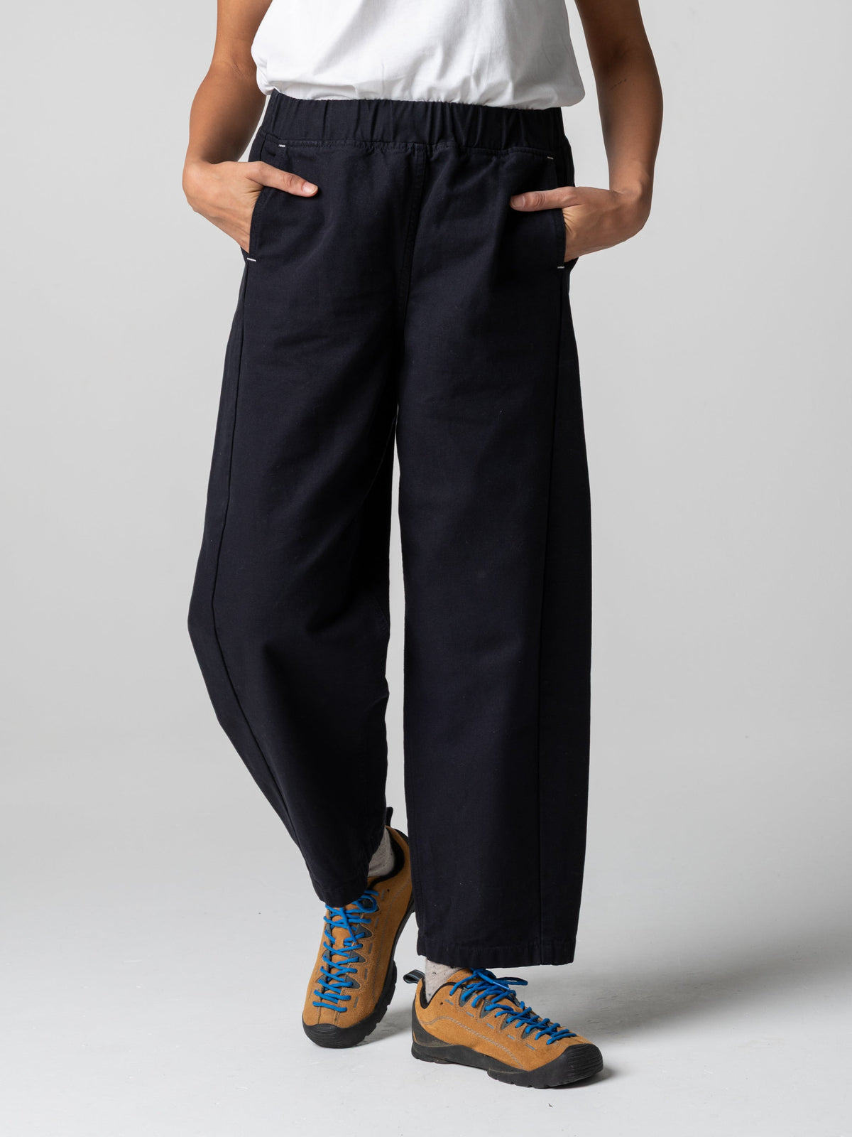 Women's Dona Barrel Trouser - Image 3