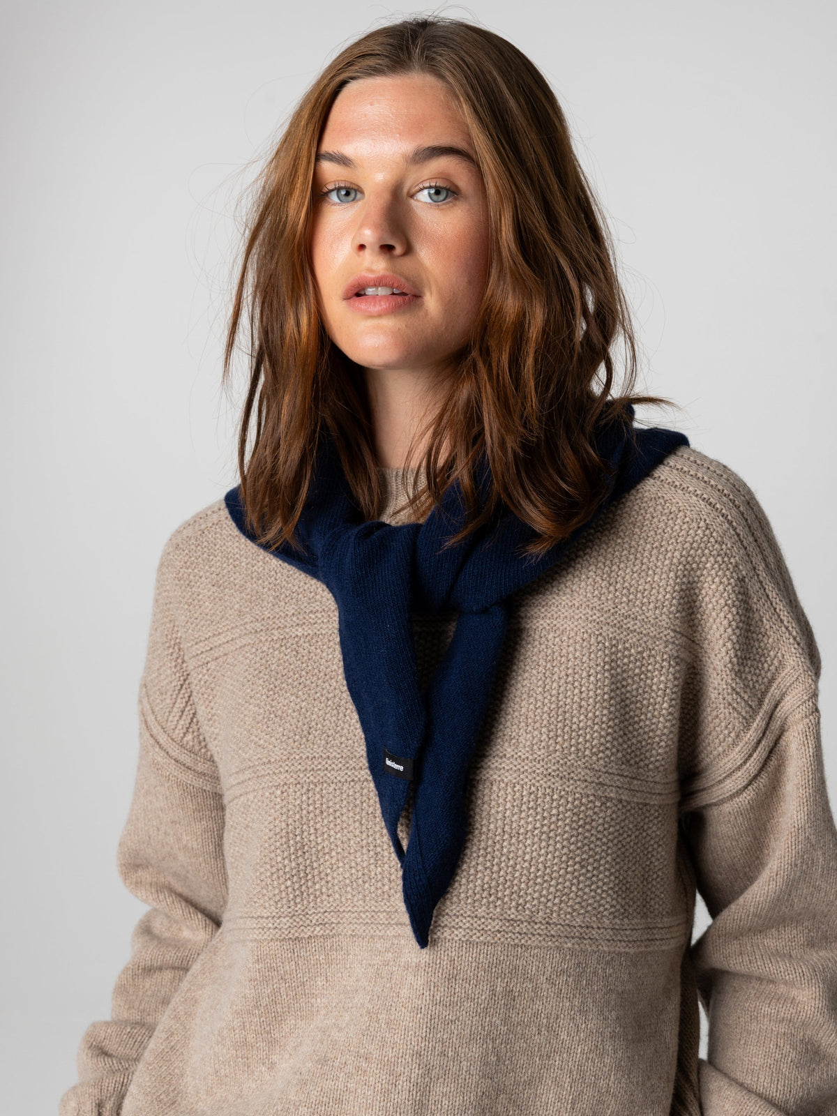 Ayr Triangle Scarf - Image 3