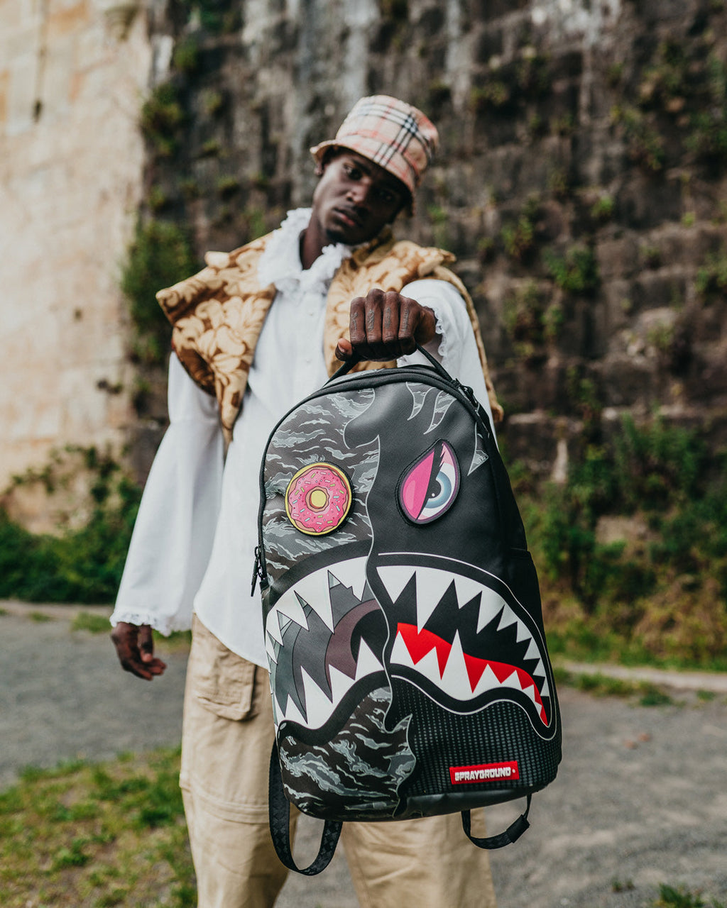 Dazed and Shark Backpack (Dlxv) - Image 6