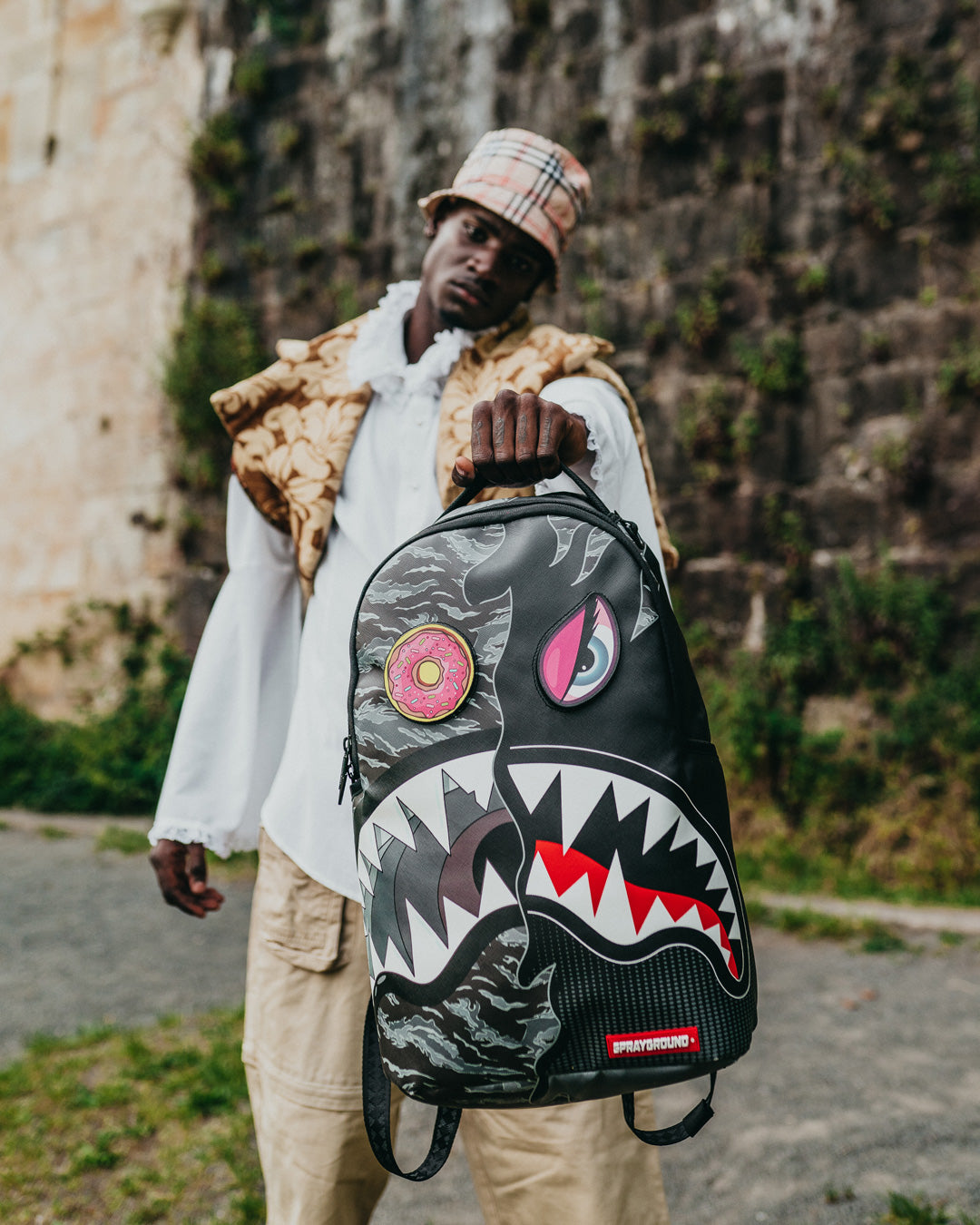 Dazed and Shark Backpack (Dlxv) - Image 6