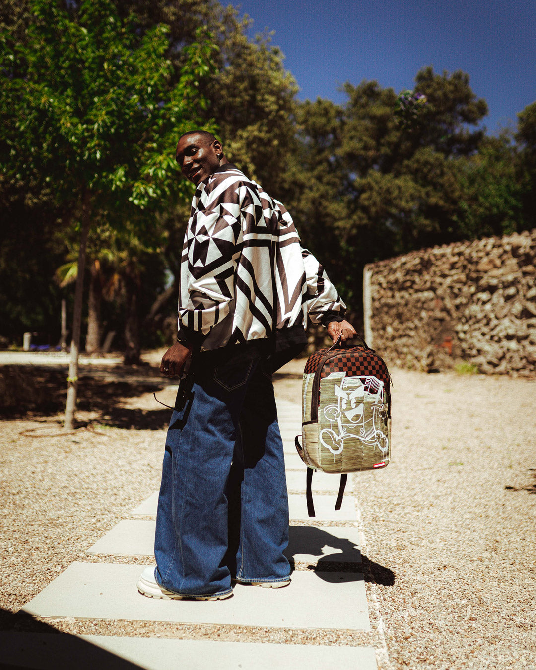 Money on the Run Backpack (Dlxv) - Image 2