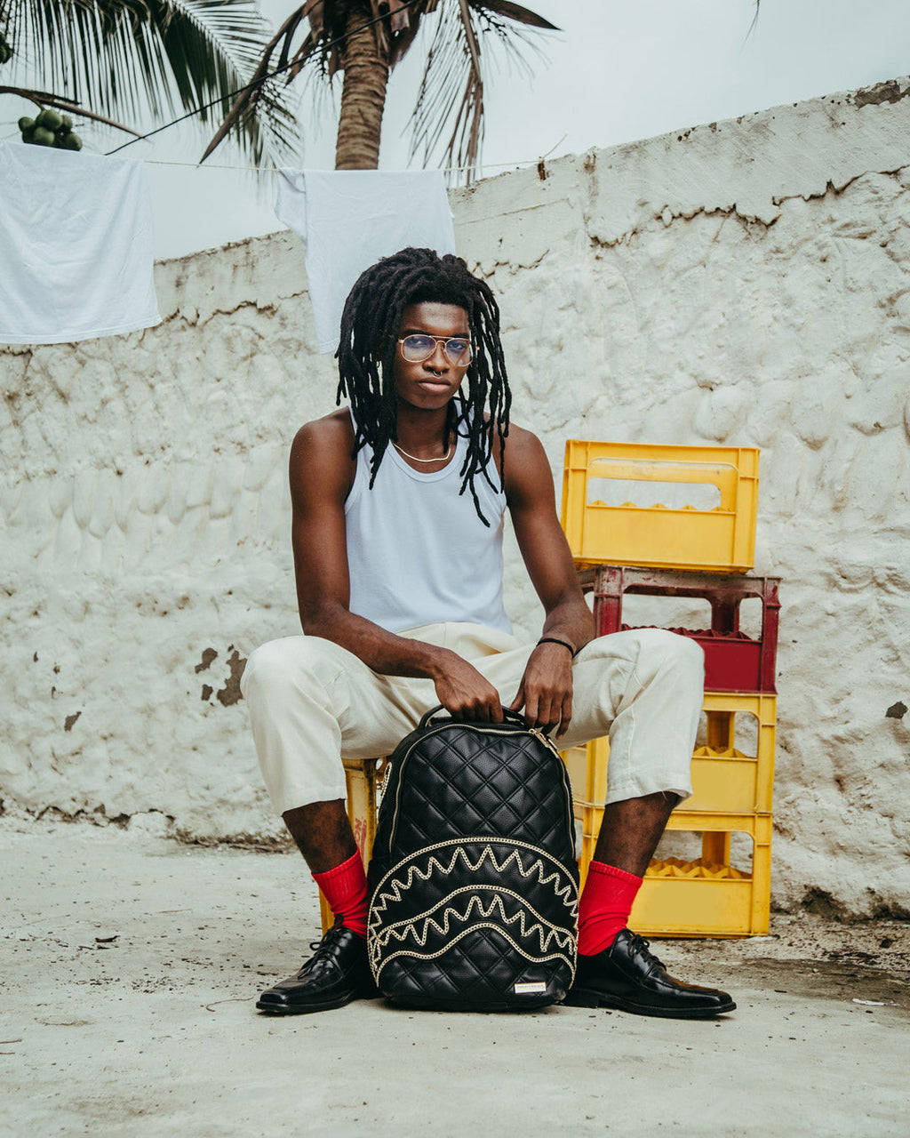 Noir Quilt Gold Chain Shark Backpack (Dlxv) - Image 2