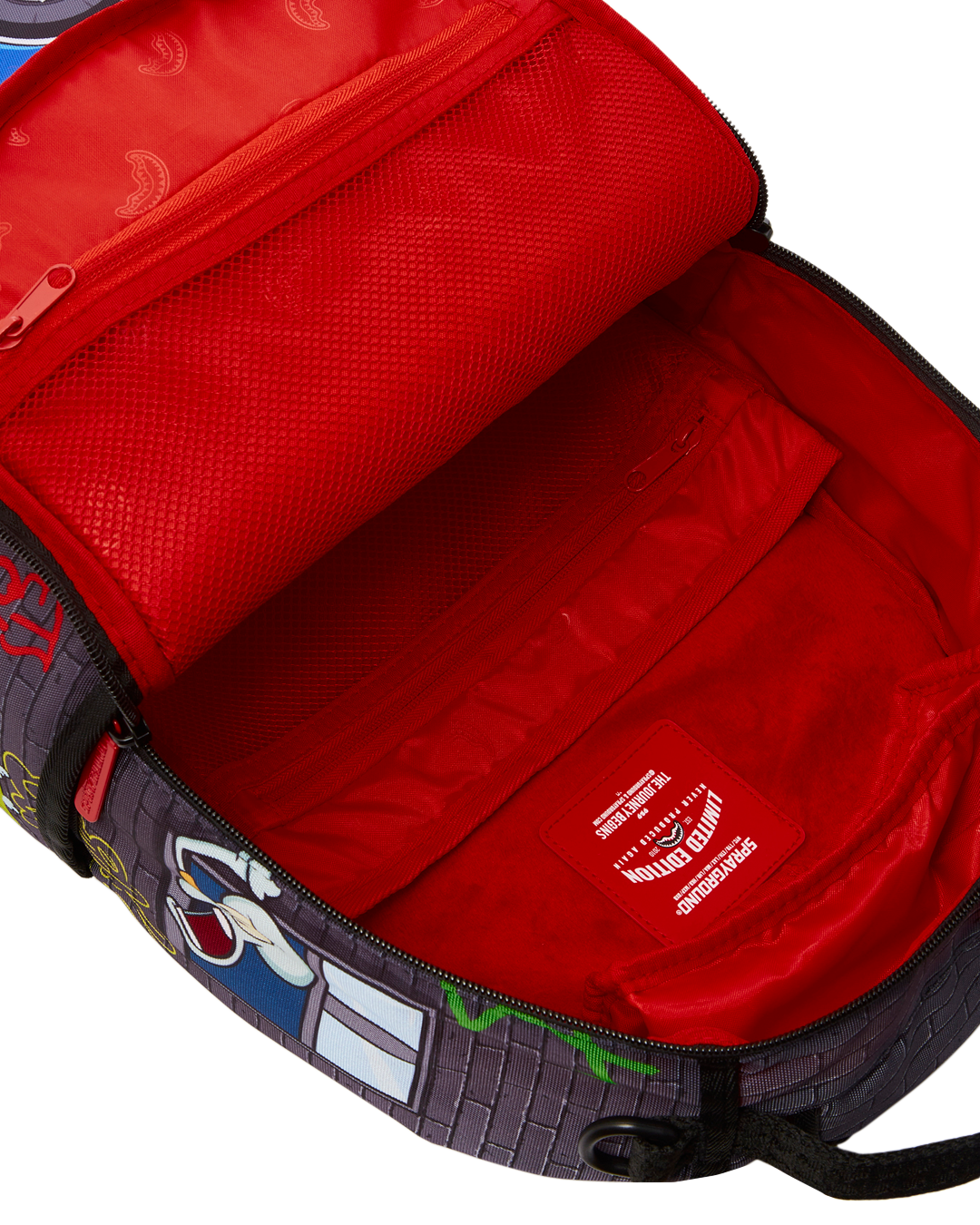 90s Nick Vertical Shark Backpack (Dlxr) - Image 9