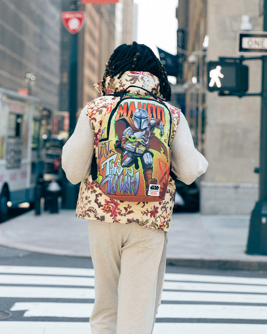 Star Wars: Mando on the Run Backpack (Dlxr) - Image 2