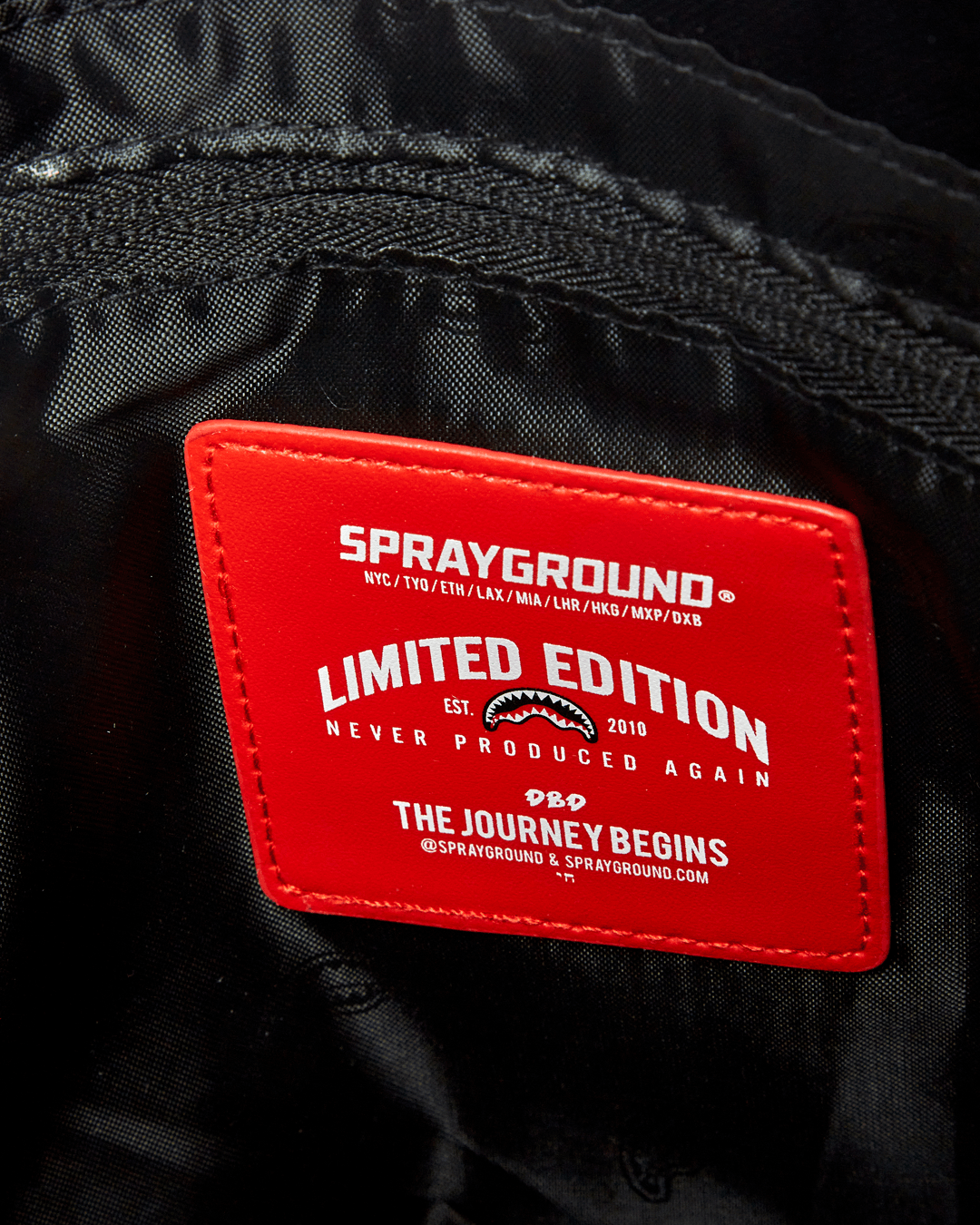 Henny Black Travel Case - Image 11