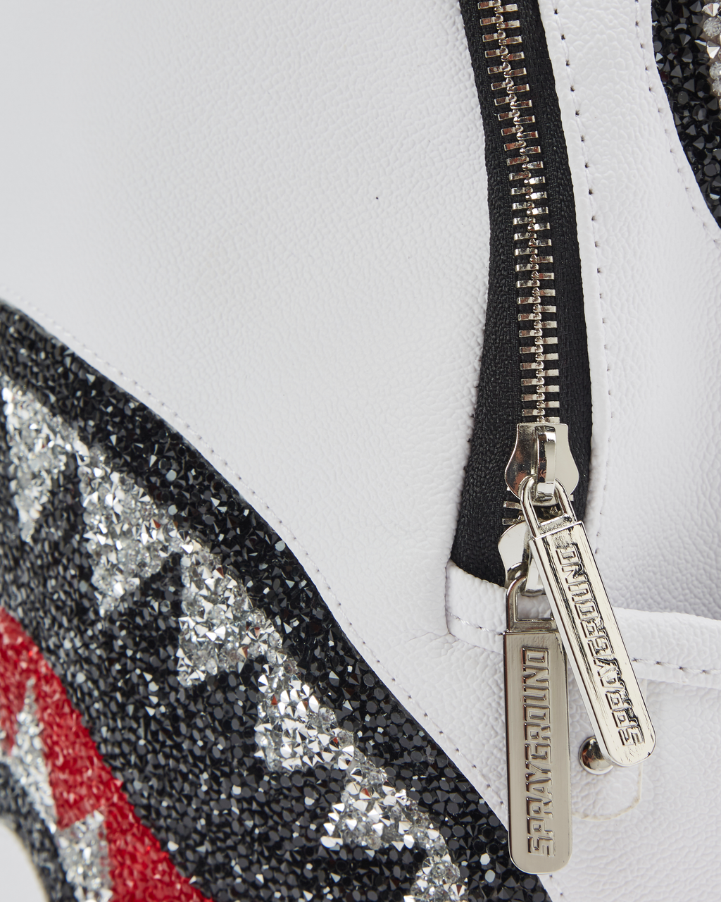 Clearcut Savage Backpack (White) - Image 12